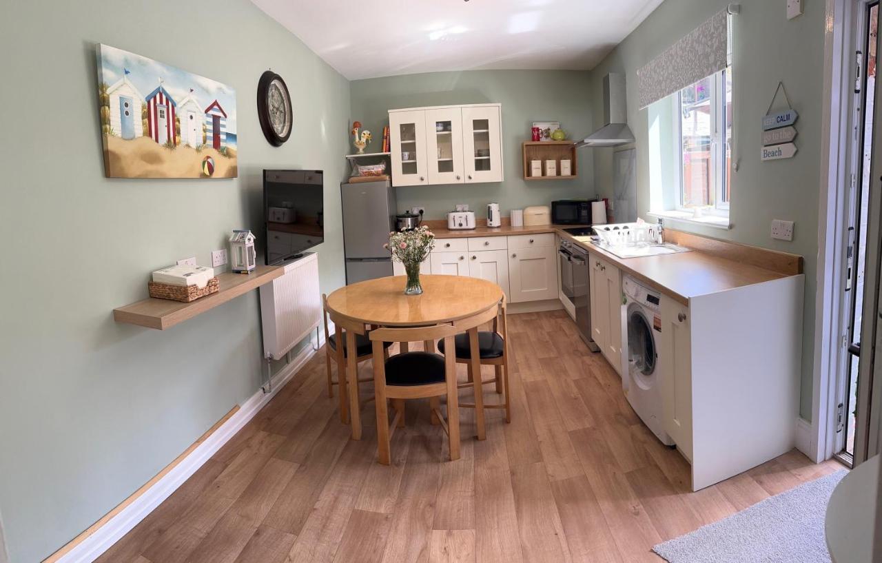 Self Contained Garden Flat Newly Refurbished Apartamento Bridlington Exterior foto